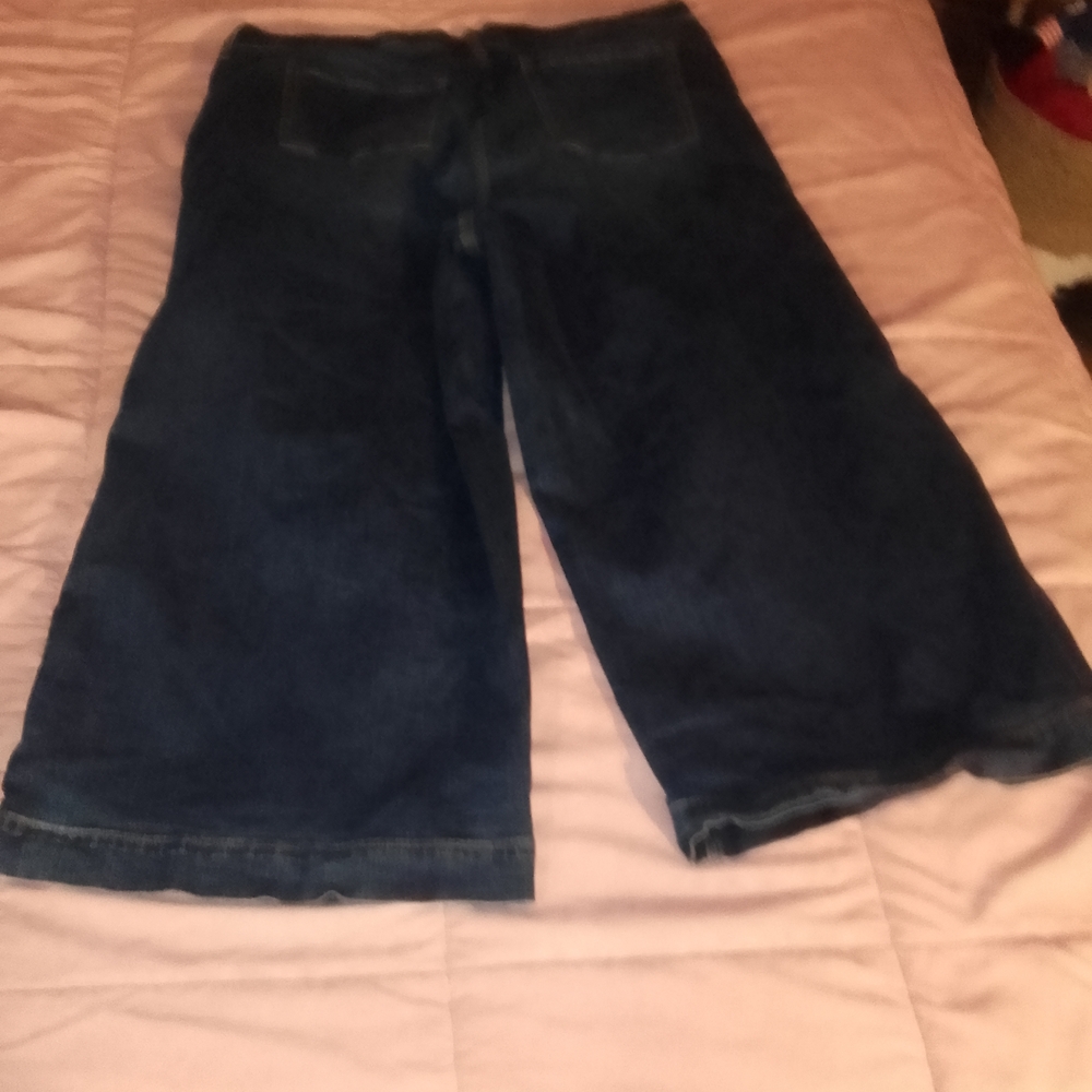 Casual Wide-Leg Denim Pants - Picture 3 of 12